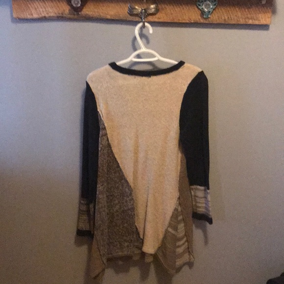 Sweater - Picture 2 of 2